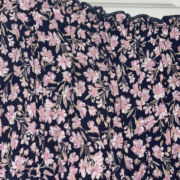 💜Brand new without tags wild fable Black and pink floral dress - Picture 3 of 4